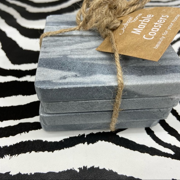 Genuine Marble Coasters Set of 4 Holiday Table Decor - Picture 14 of 14